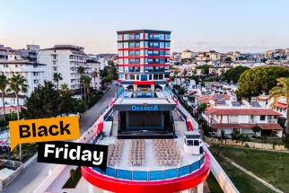 GRANADA LUXURY RED (ADULTS ONLY)